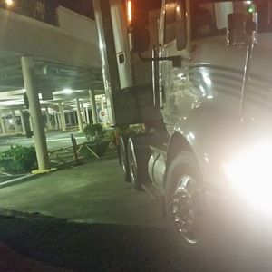 Meet your Posher, Lyle